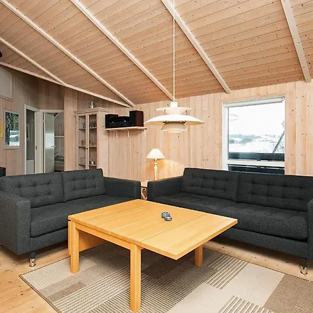 Modern Retreat - By Traum بيت للعطل *